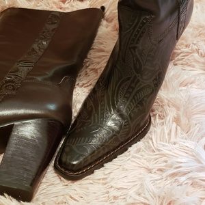 Antonio Melani "Cassidy" Brown Boots Size 7